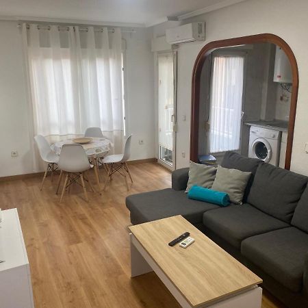 Homely Apartments Mar 3 Torrevieja Esterno foto