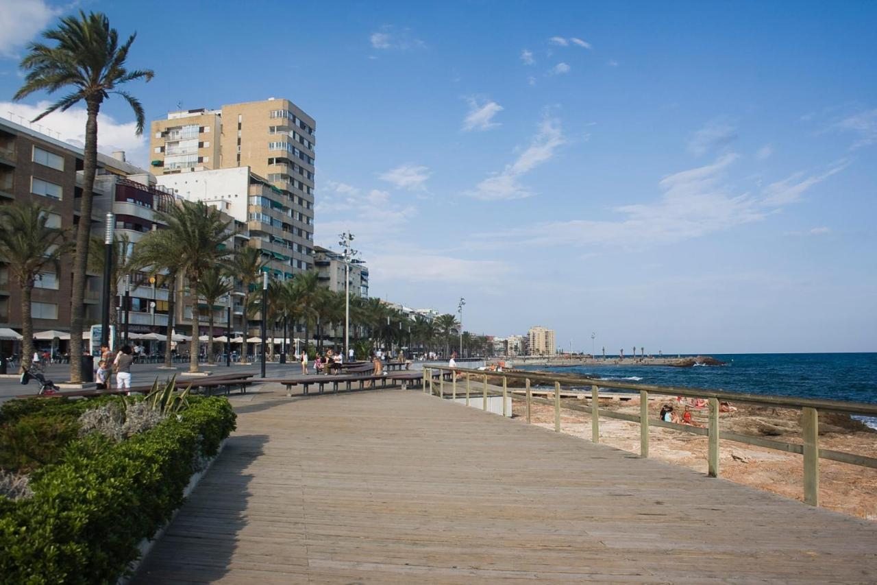 Homely Apartments Mar 3 Torrevieja Esterno foto