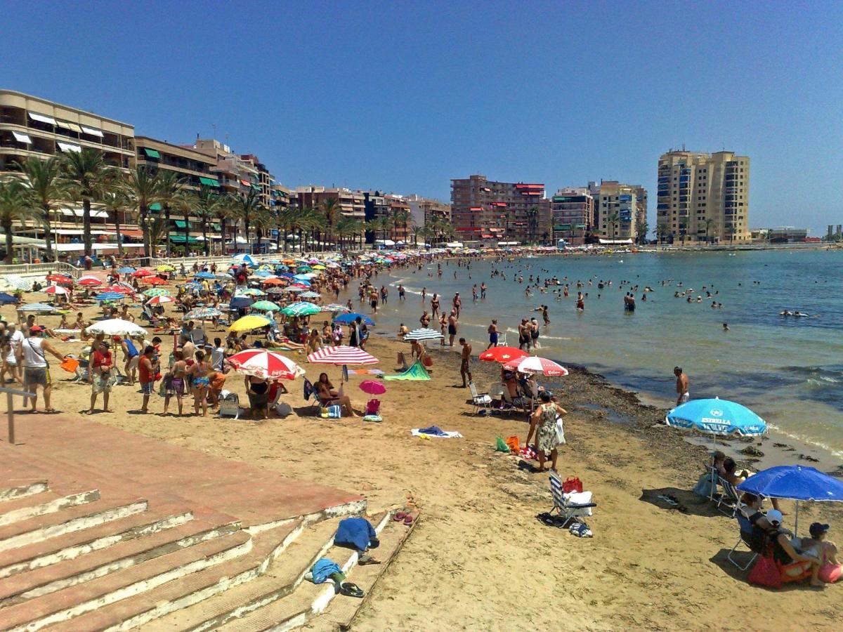 Homely Apartments Mar 3 Torrevieja Esterno foto